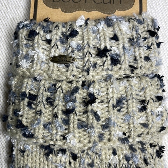 CC Boot Cuff "Eyelash" OS fits most - Picture 2 of 5